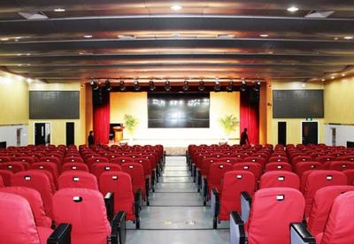 音響設備在舞臺上的藝術表現